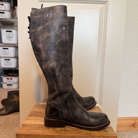 Bed | Stu Manchester Boot Tall (Size 6) - Handmade in Mexico - Picture 3 of 12